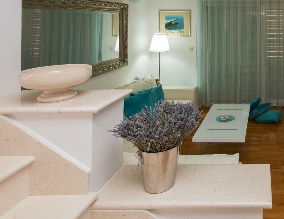 Appartamento Andor - Lux, Two Beautiful Terraces With Sea & Sunset View Makarska Esterno foto