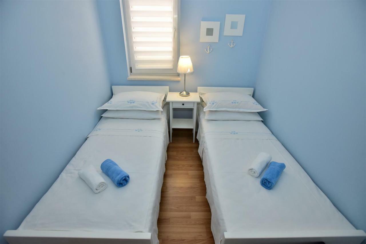 Appartamento Andor - Lux, Two Beautiful Terraces With Sea & Sunset View Makarska Esterno foto