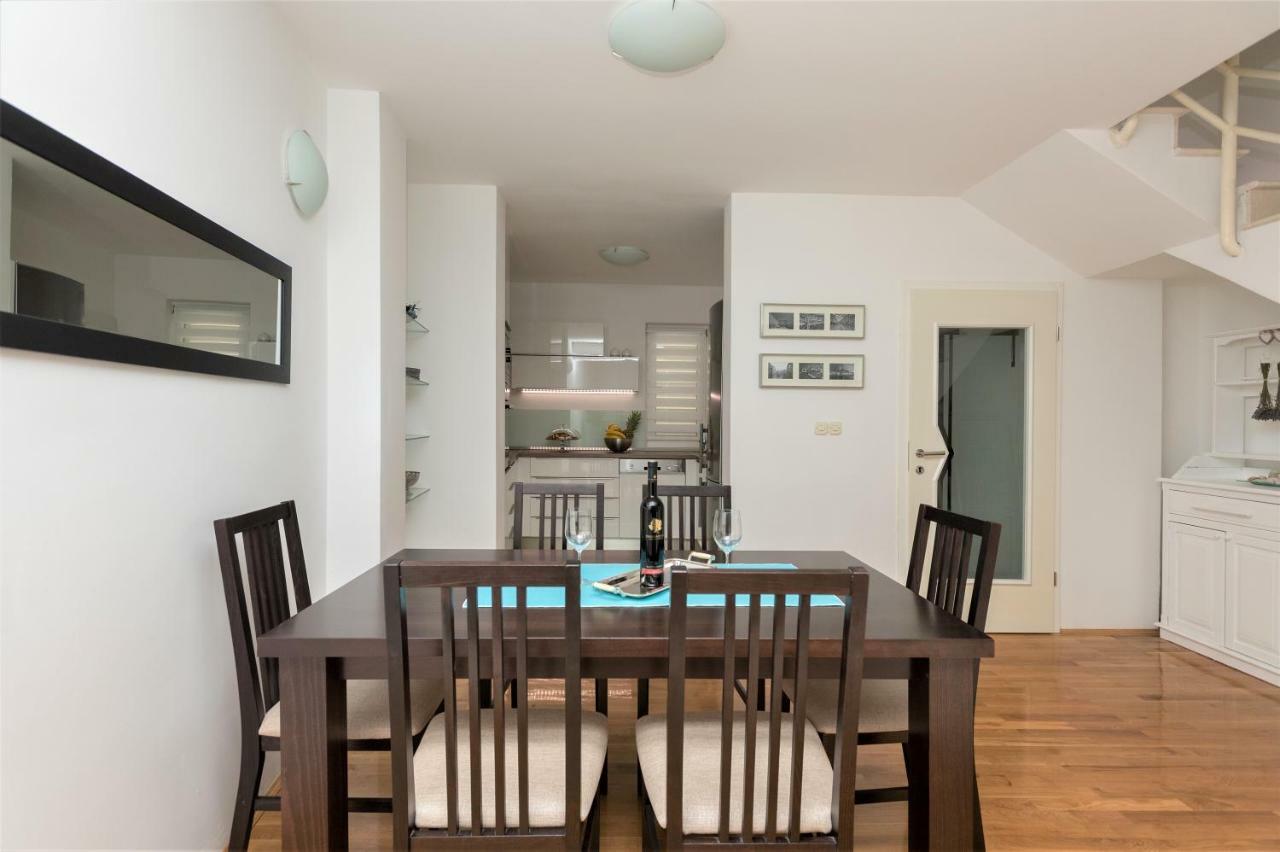 Appartamento Andor - Lux, Two Beautiful Terraces With Sea & Sunset View Makarska Esterno foto